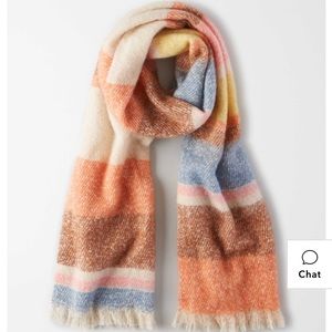 American Eagle scarf